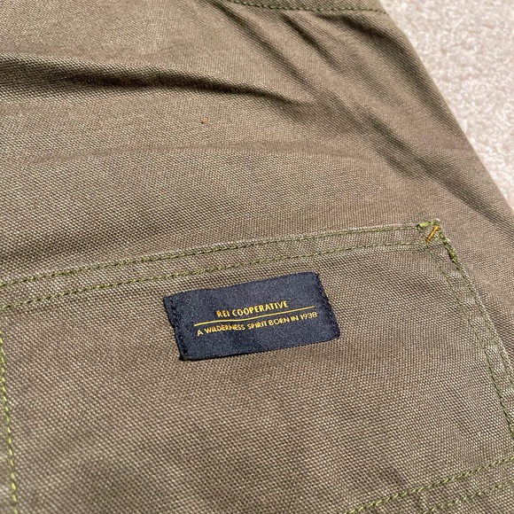 Women’s REI Cooperative Olive Green Overalls - Picture 9 of 9